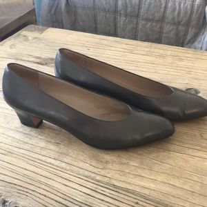 Vintage Ferragamo Kitten Heels